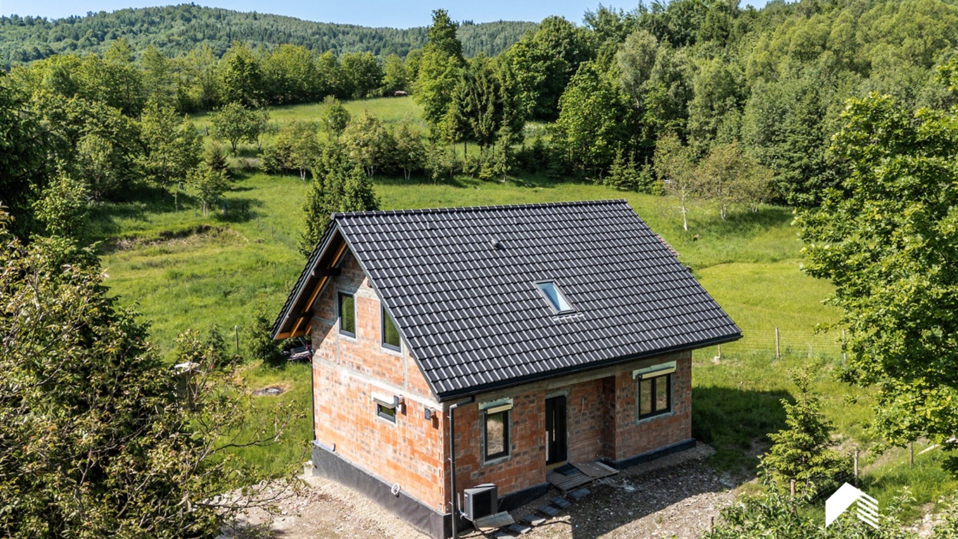 Dom na sprzedaż